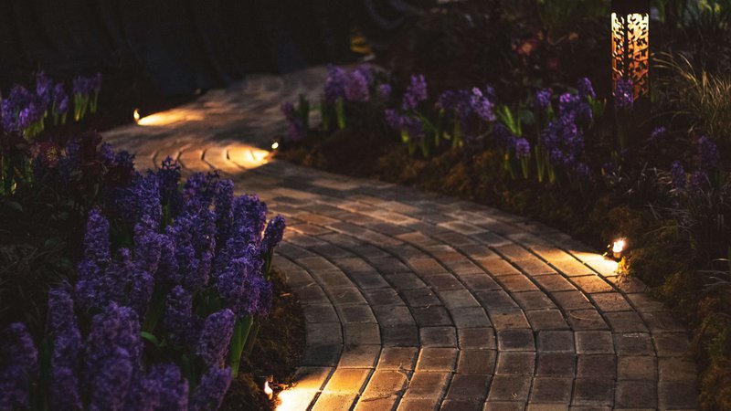garden pathway lighting ideas
