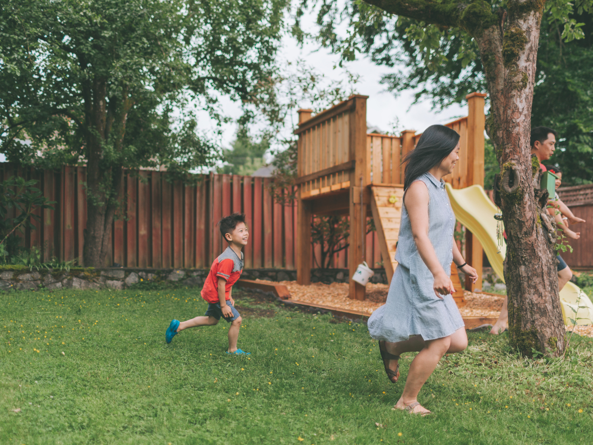 Creating a Kid Friendly Backyard Oasis: Safe Play Area Ideas and Family Garden Design 5 kid friendly backyard 4